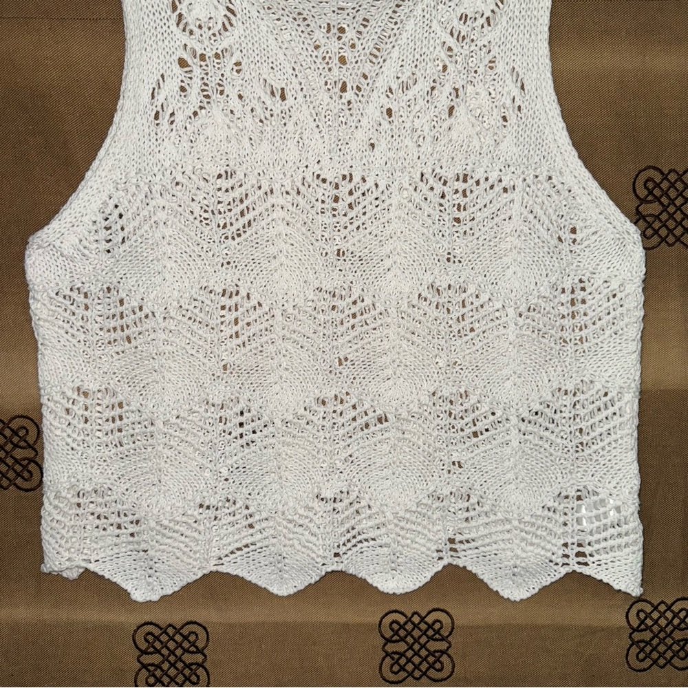 FATE Women'S White Scallop Edge Open Knit Sweater Tank Top Size M - Picture 8 of 17